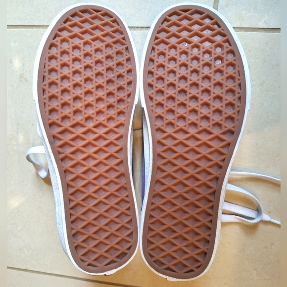 Vans lavender suede Old Skool skater sneakers- size 5 women's, 3.5 men's - Picture 8 of 10